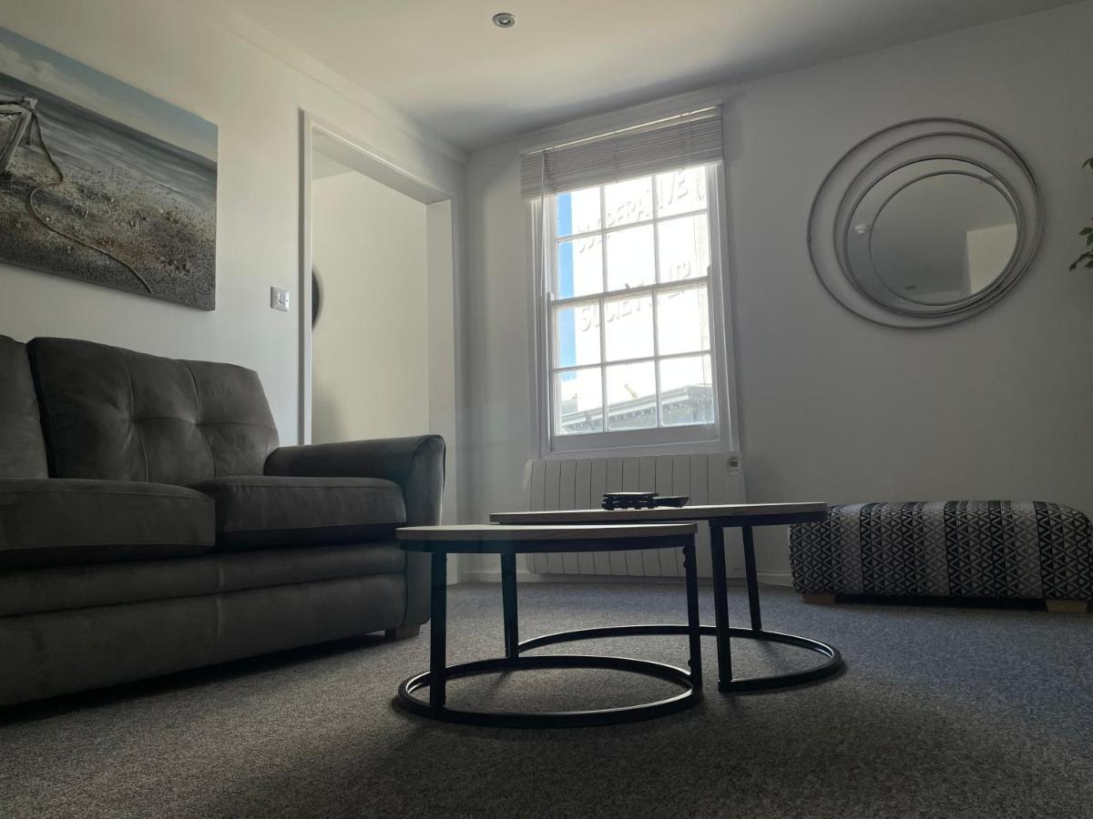 Brownston Apartments Modbury ภายนอก รูปภาพ