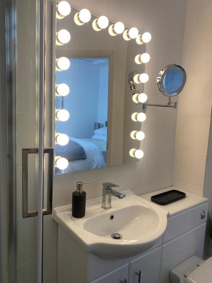 Brownston Apartments Modbury ภายนอก รูปภาพ